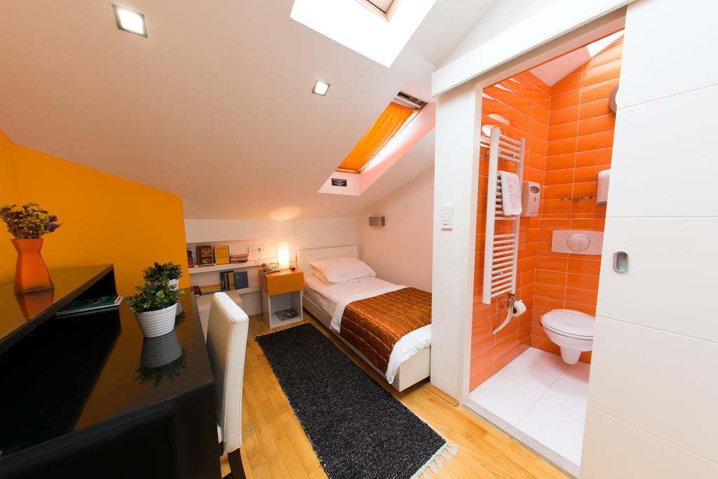 Hotel Boutique 36 Sarajevo Bagian luar foto
