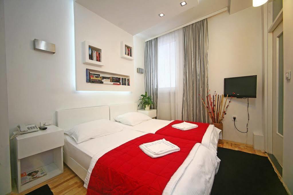 Hotel Boutique 36 Sarajevo Bagian luar foto