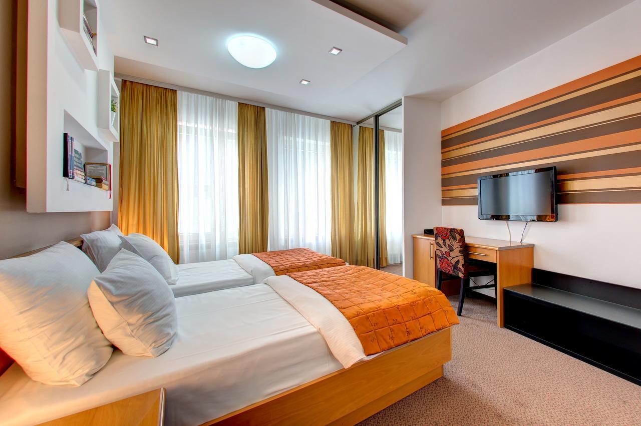 Hotel Boutique 36 Sarajevo Bagian luar foto