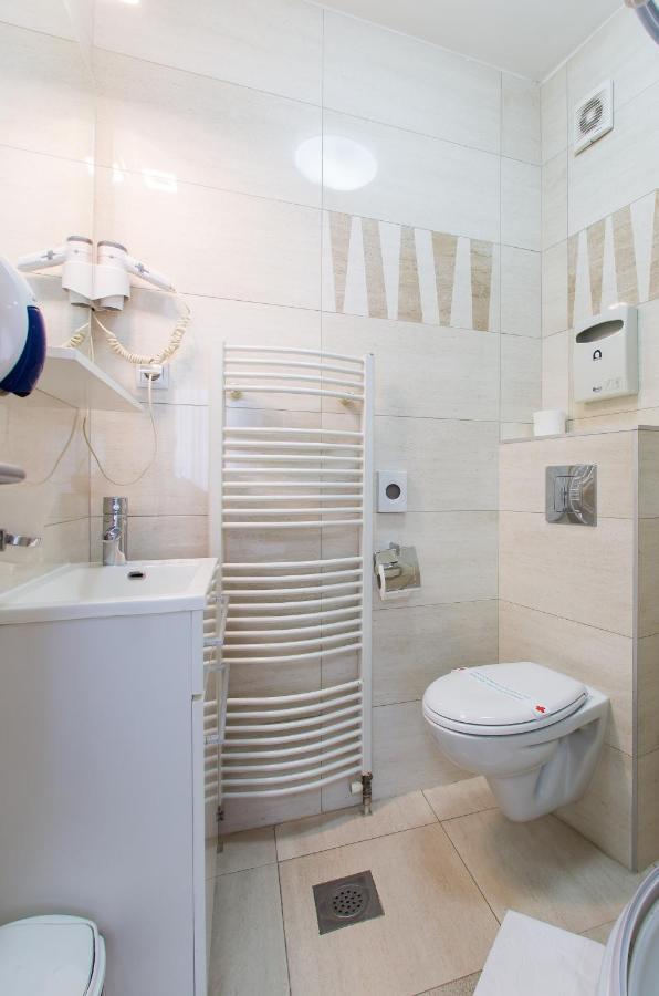 Hotel Boutique 36 Sarajevo Bagian luar foto